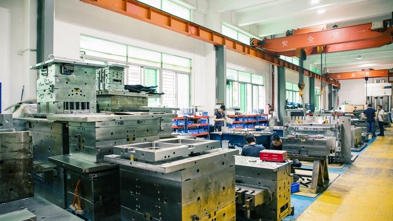 汽车模具制造基地：揭秘广东汽车模具批发基地的选址奥秘**