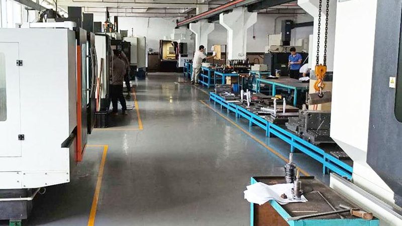 双色注塑件去毛刺：工艺解析与关键因素