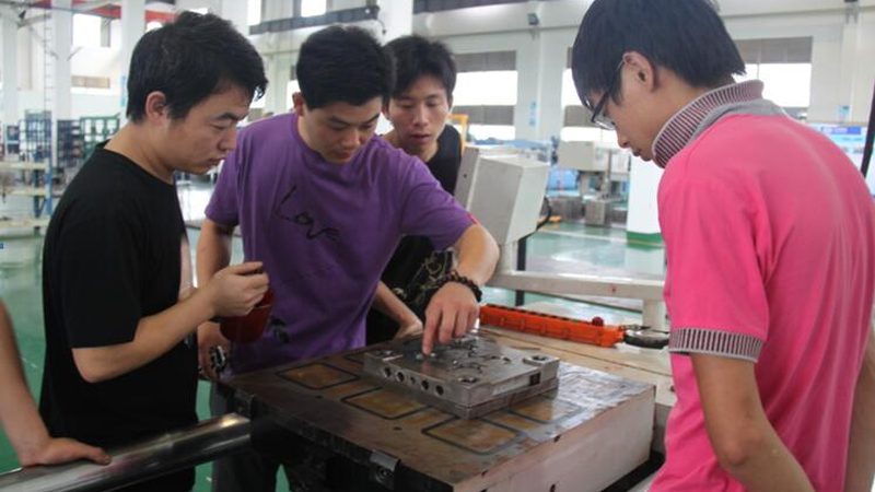 压铸模具使用寿命：揭秘其关键因素与优化策略